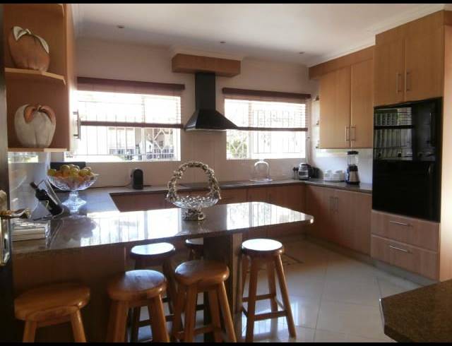 3 BEDROOM HOUSE FOR SALE IN OAKDENE